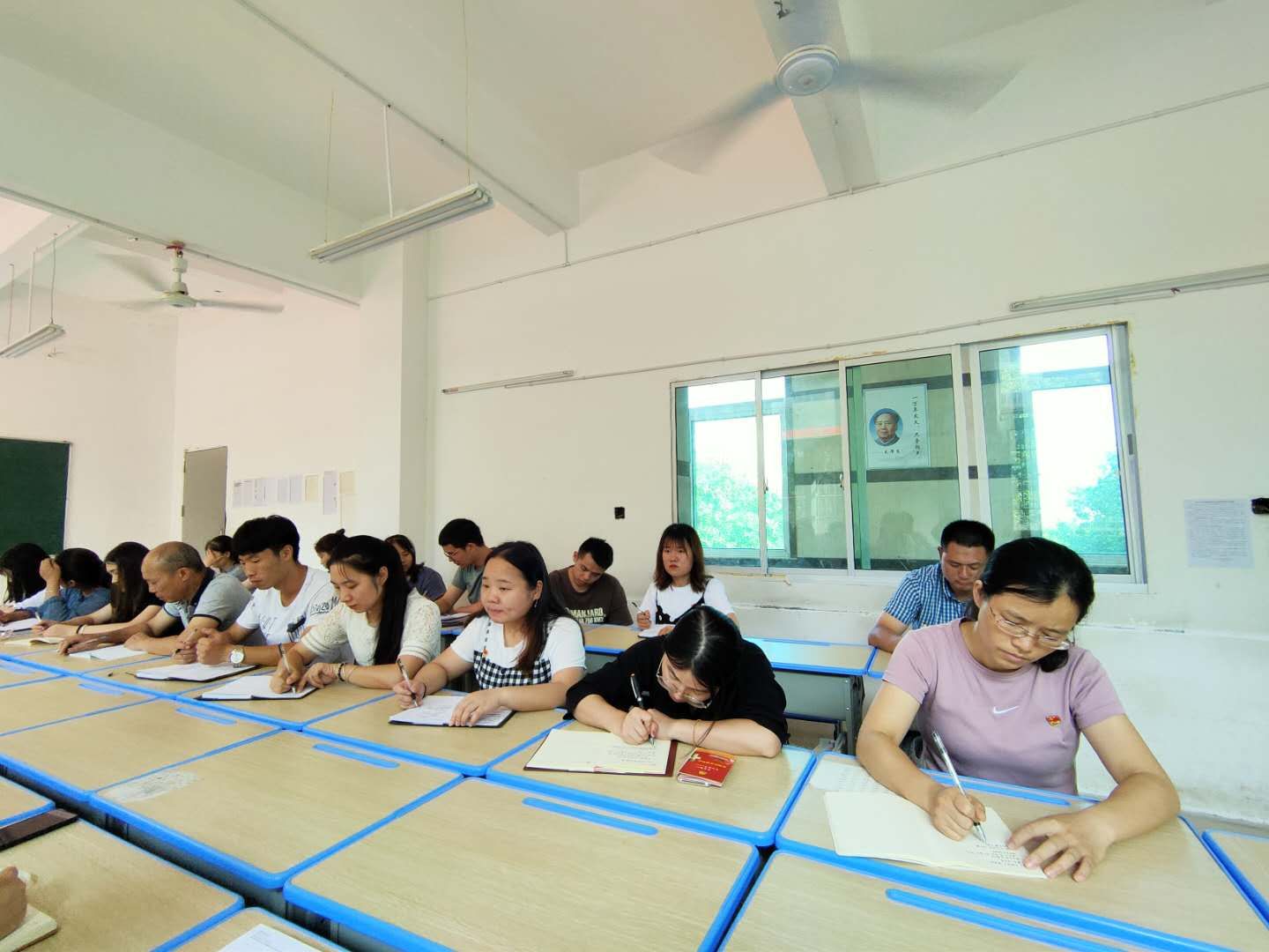 衡陽市蒸湘區仁愛實驗中學|衡陽全日制|全寄宿|全封閉|半月假制初級中學